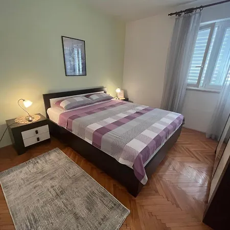 Anica Apartman *