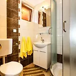 Anica Apartman *