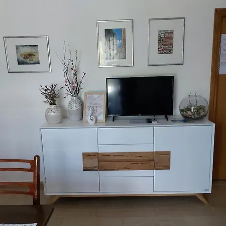 Apartament Anica *